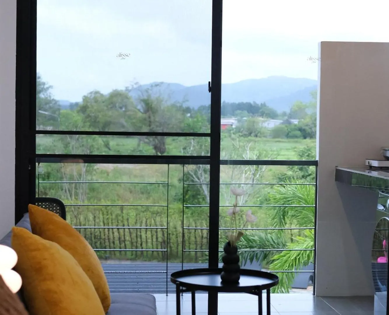 Apartment Alisse Stay Phuket Layan