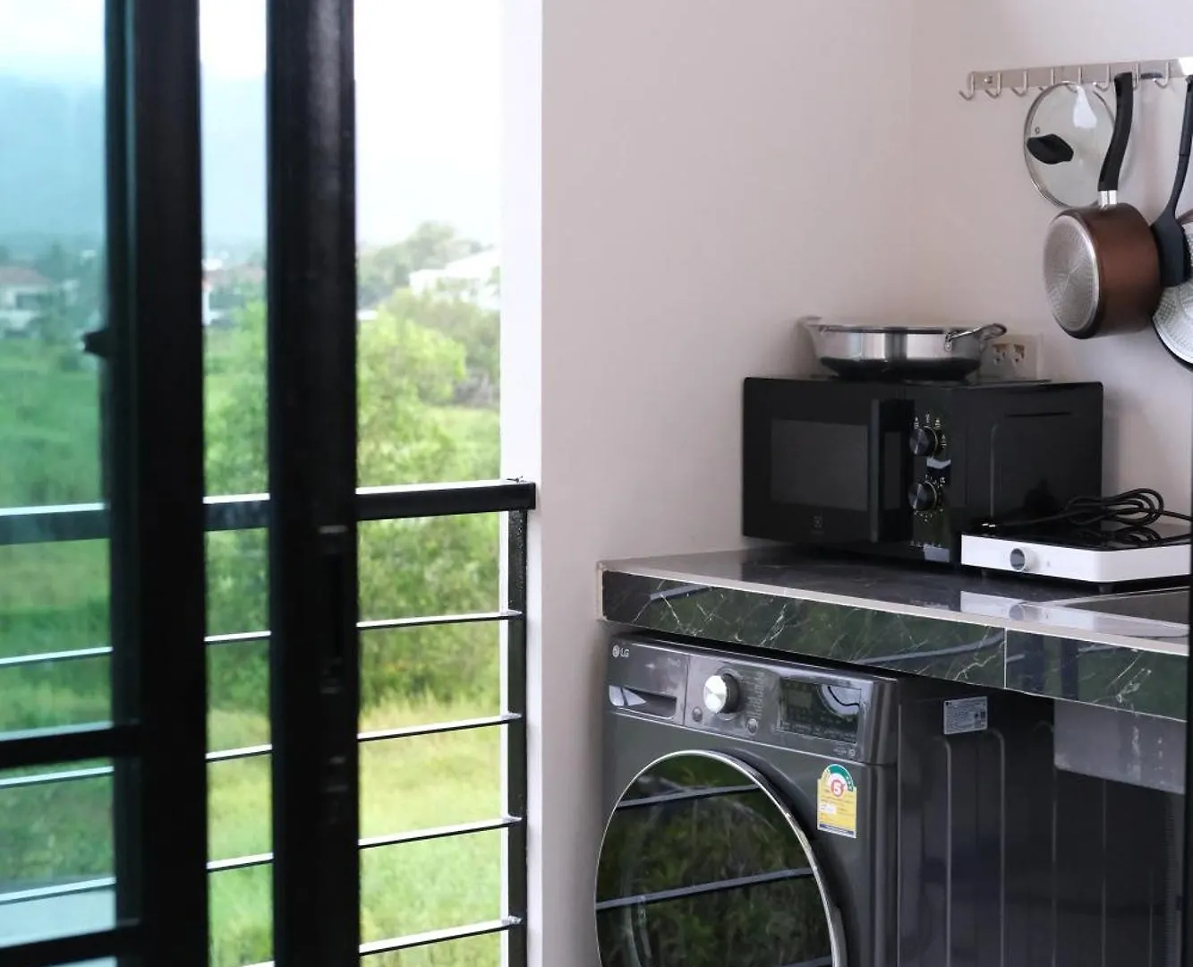 Alisse Stay Phuket Layan Apartment